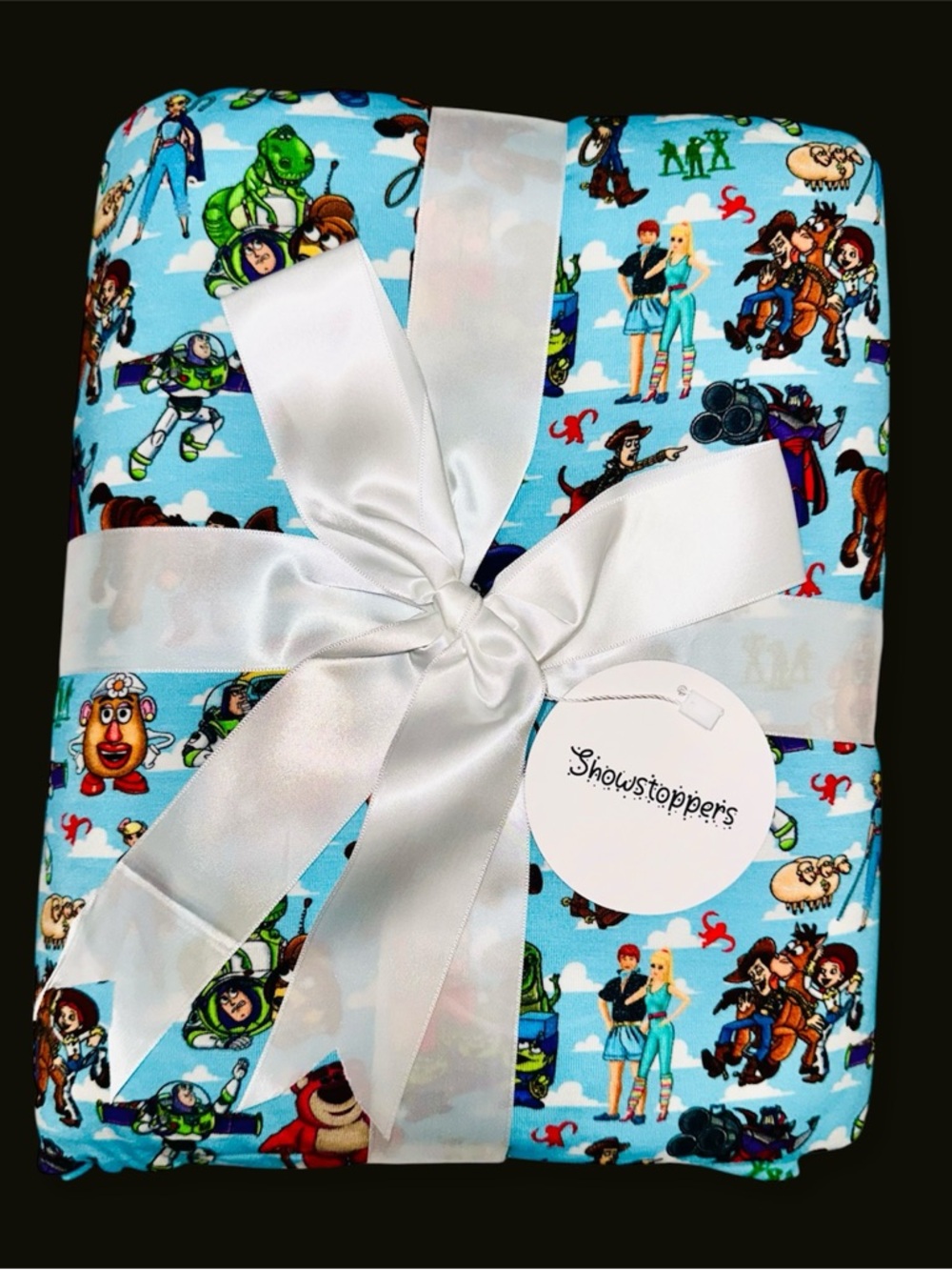 NIB Showstoppers Bamboo Blanket